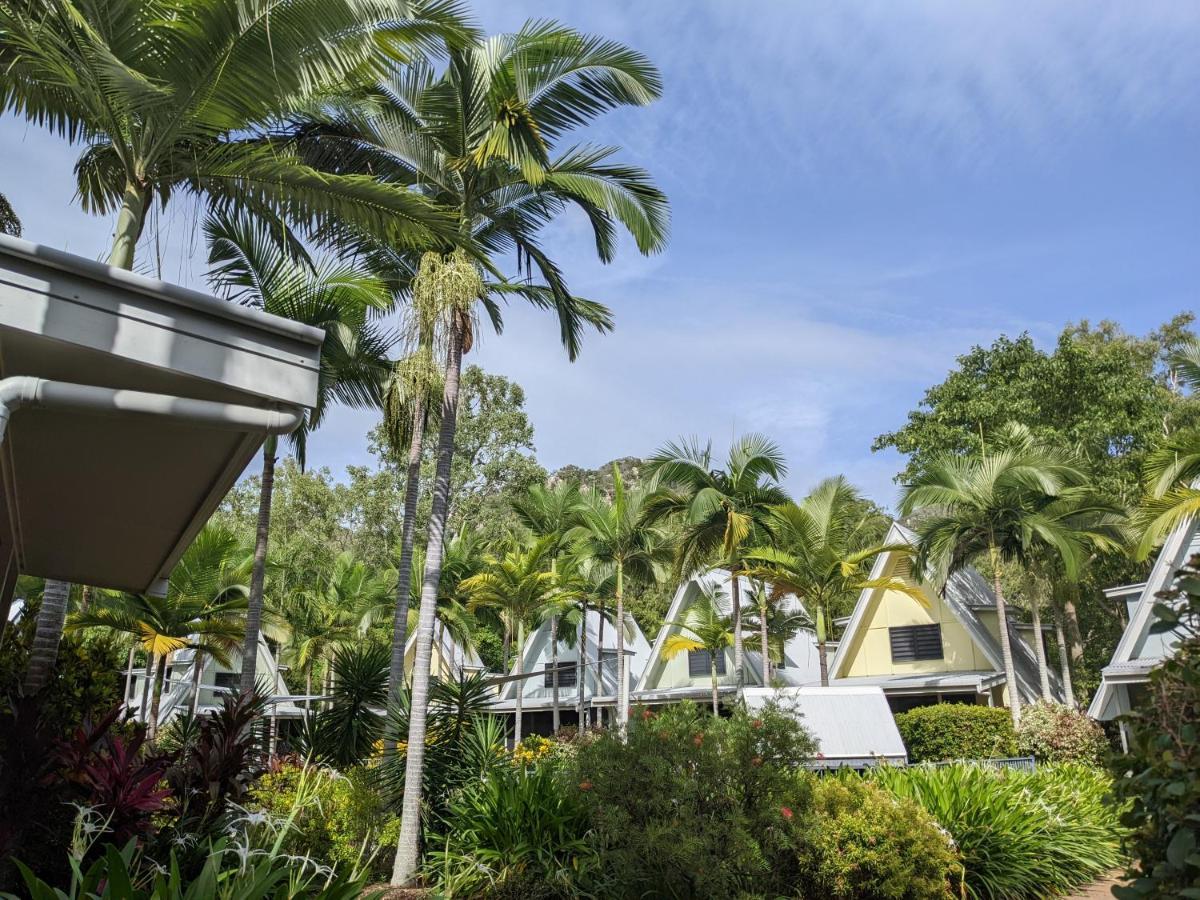 Canopy 5 Chalet Nelly Bay エクステリア 写真